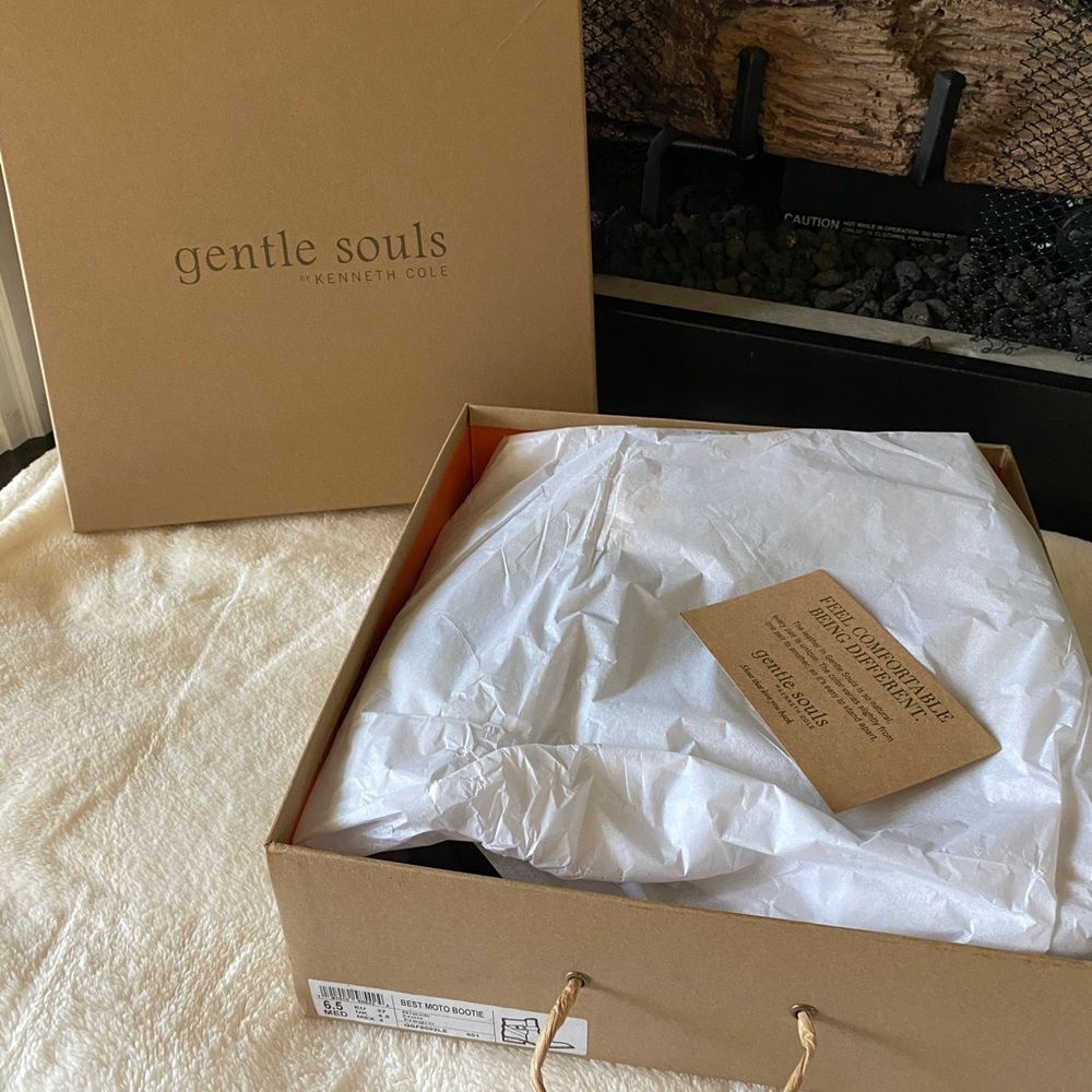 🔥SOLD🔥Gentle souls by Kenneth Best Moto Bootie - Picture 10 of 10